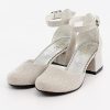 Flower Girls Communion Low Block Dress Cream and Gold Shoes Chunky Heels Closed Round Toe Ankle Strap Pump, Size US Little Kid